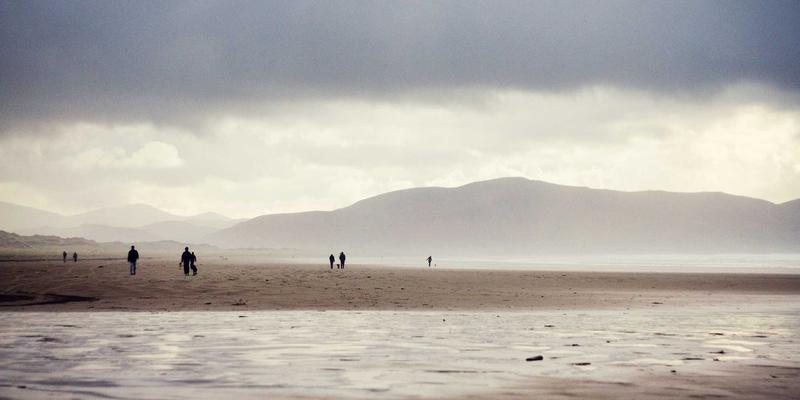从丝弦到心弦：中国古琴大师心法传承，揭示技能培训对专注力与审美素养的跨领域价值
